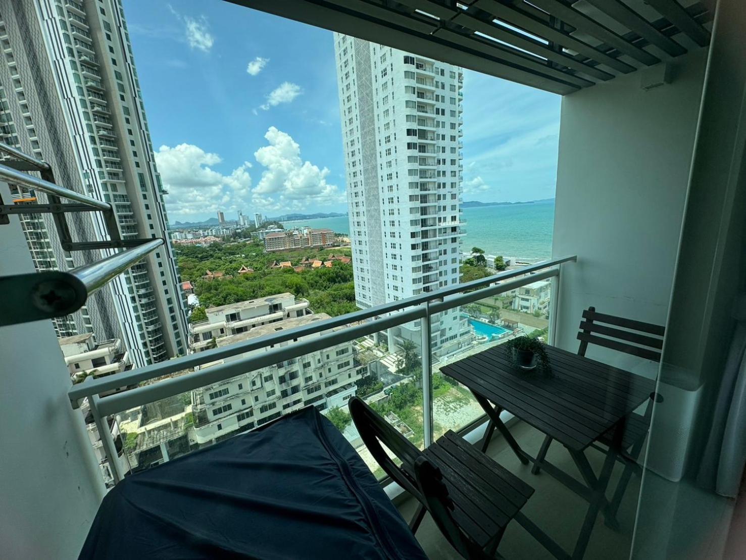 Residence By Hello Pattaya At Veranda Jomtien Beach Chambre photo